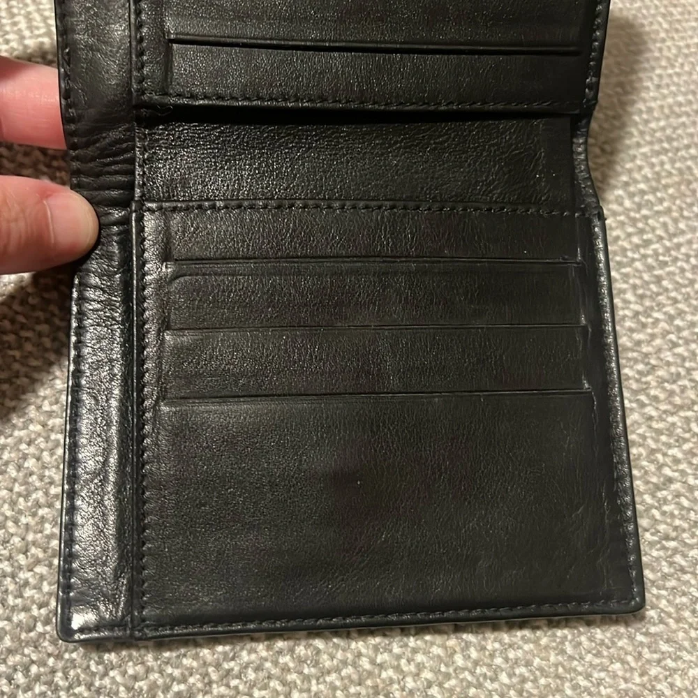 Chanel caviar bifold black wallet  Authentic